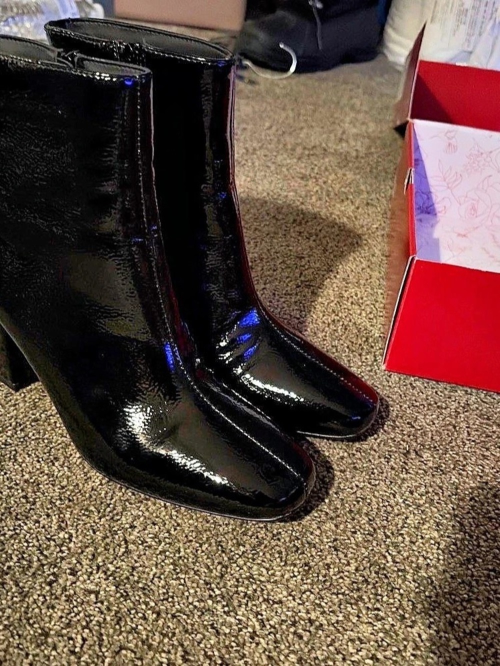 Journee Haylinn Black Heeled Ankle Boots US 7 W